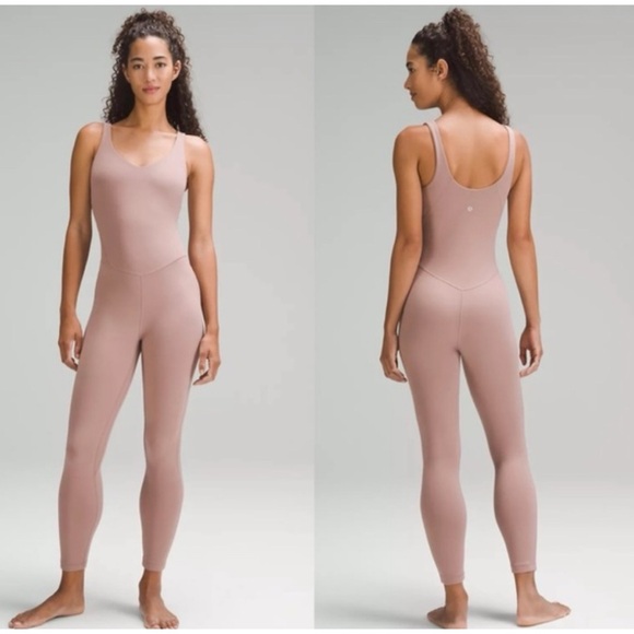Lululemon Align Bodysuit 25" Sleeveless Size 6 in 
Twilight Rose - Picture 1 of 6